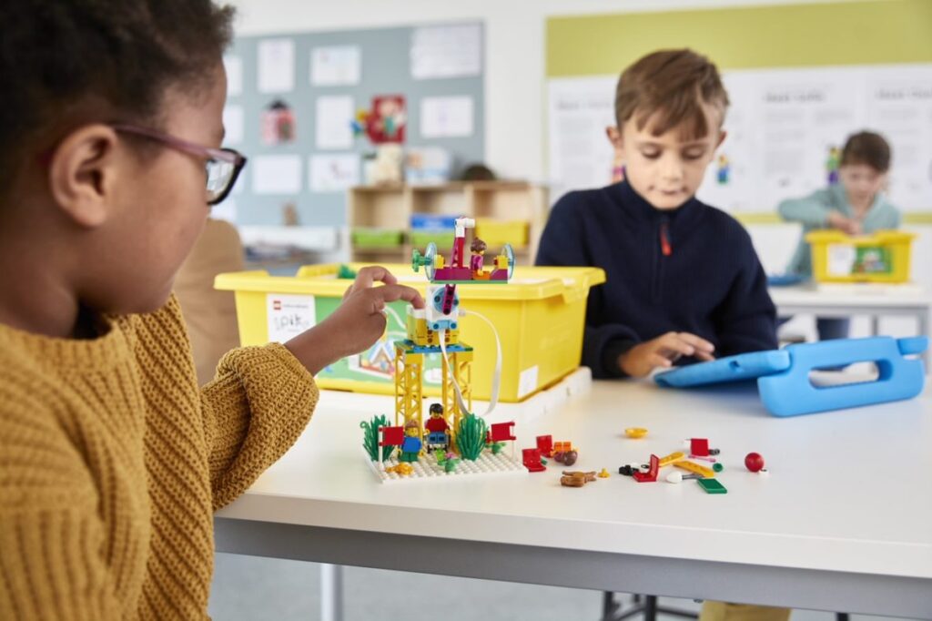 LEGO Education SPIKE Essential